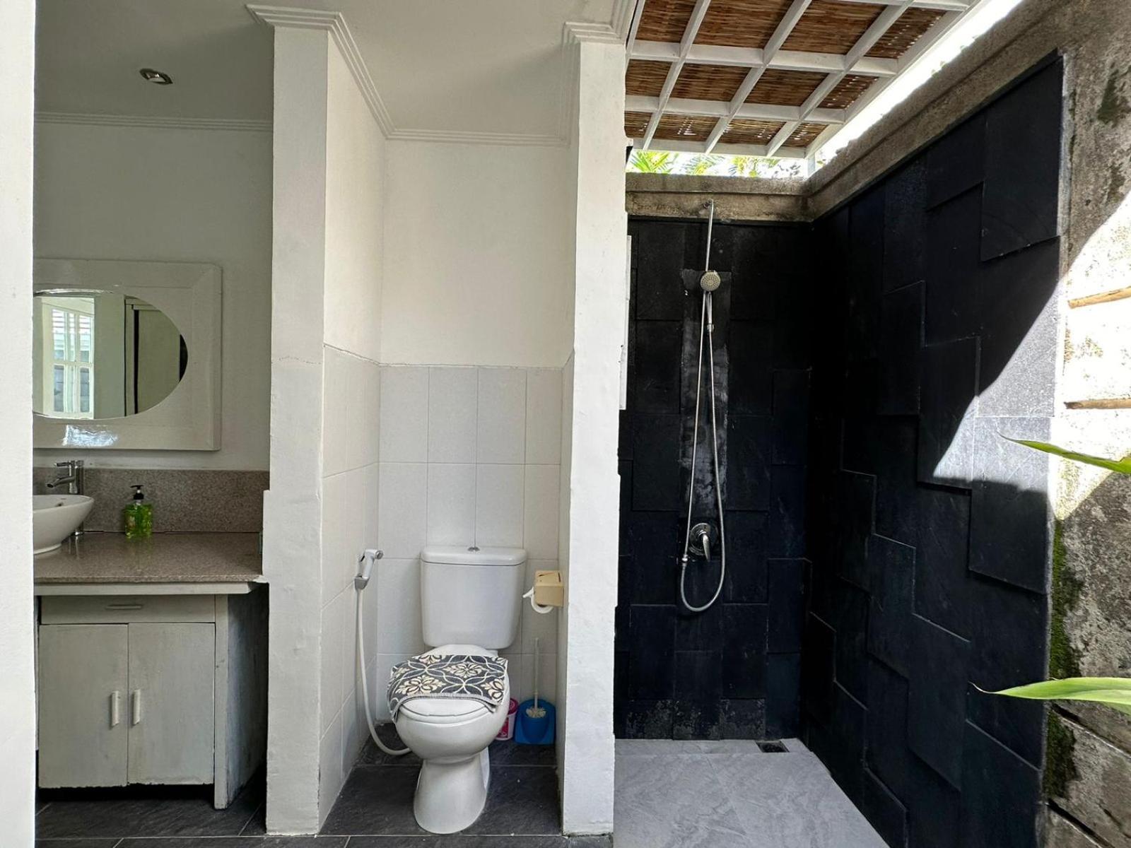 Villa Alam Biru II Санур Экстерьер фото